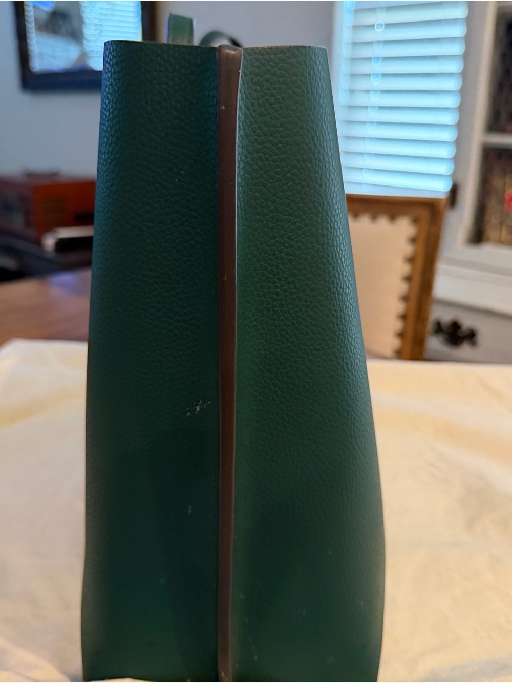 Tory Burch Emerald Green Pebbled Leather Tote with Navy Tag - Picture 11 of 11